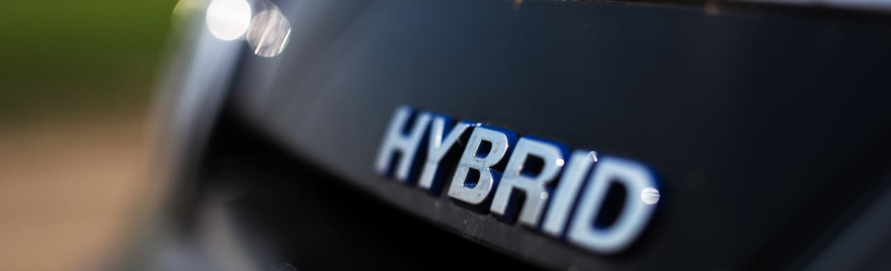 Conquering the LIE: The Best High-MPG Hybrids for Long Island Commuters